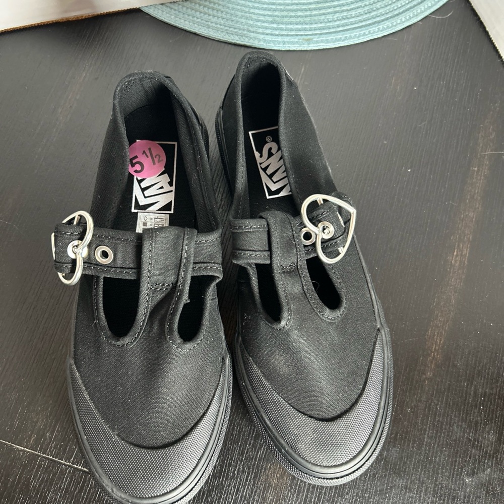 Vans Black Mary Jane Flats with Heart Buckles brand new no box size 5.5